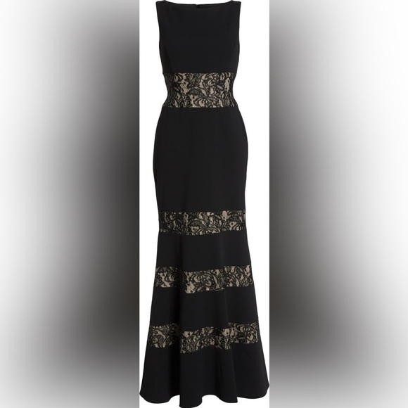 VINCE CAMUTO | Lace Panel Trumpet Gown Size 6 - Picture 5 of 13